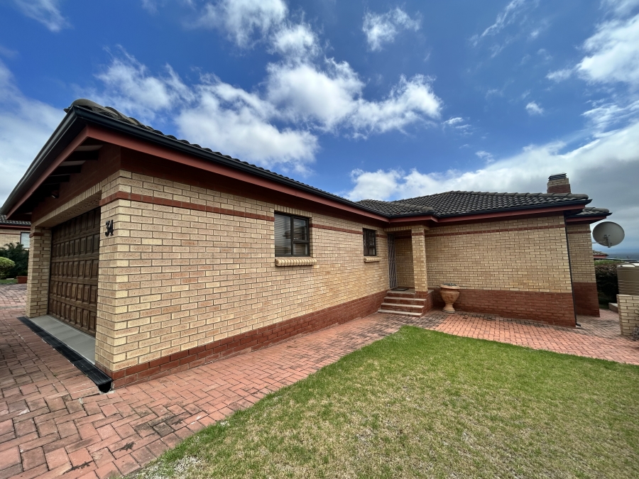 3 Bedroom Property for Sale in Wavecrest Eastern Cape